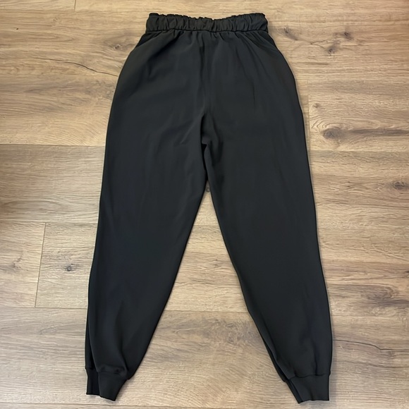 Lululemon | Stretch High Rise olive green jogger Women’s size 4 nylon gorpcore - Picture 5 of 12